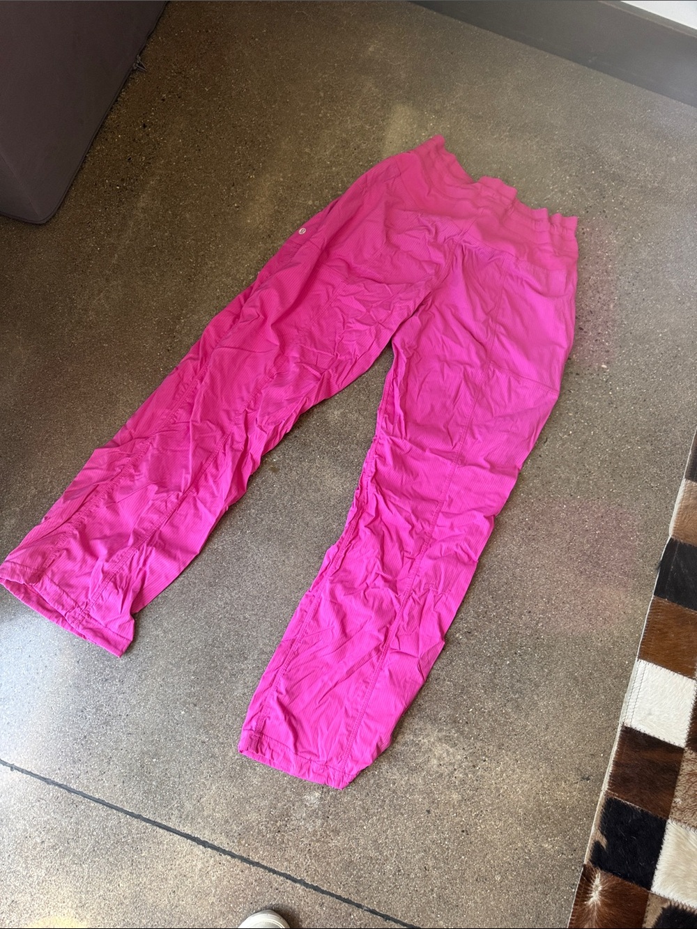 lululemon dance studio Hot Pink pants - Picture 3 of 4